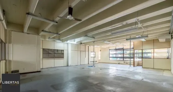 Prédio Comercial com 3 Quartos para alugar, 1859m² no Floresta, Porto Alegre