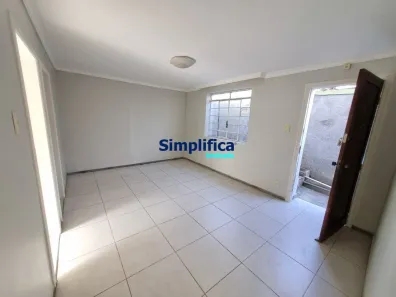 Casa com 3 Quartos para alugar, 110m² no Caiçaras, Belo Horizonte