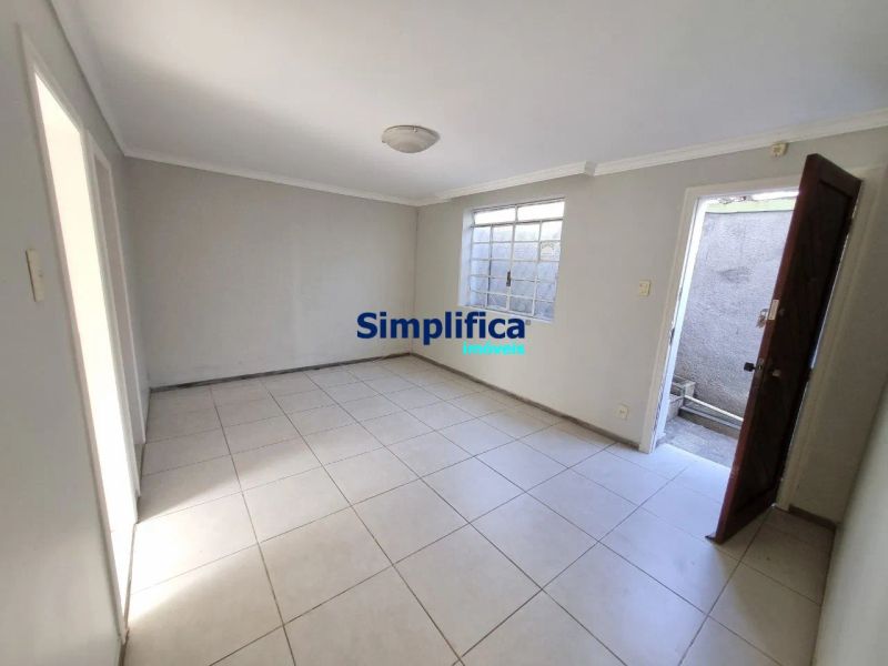 Casa com 3 quartos — Caiçaras, Belo Horizonte