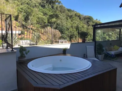 Cobertura com 3 Quartos à venda, 227m² no Várzea, Teresópolis