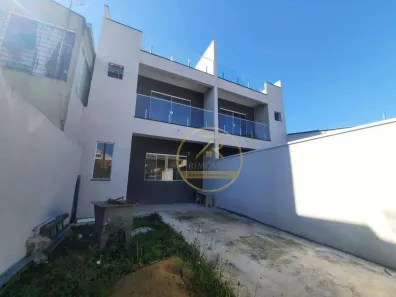 Sobrado com 3 Quartos à venda, 145m² no Sítio Cercado, Curitiba