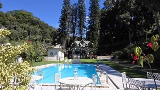 Casa com 11 Quartos à venda, 500m² no Coronel Veiga, Petrópolis