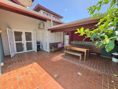 Sobrado com 4 Quartos à venda, 200m² no Maresias, São Sebastião