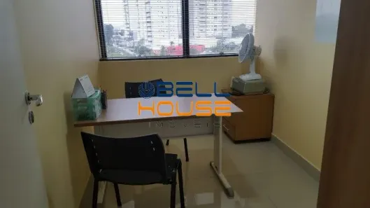 Sala Comercial à venda, 40m² no Vila Gilda, Santo André