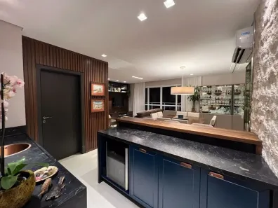 Apartamento com 3 Quartos à venda, 134m² no Centro, Cascavel
