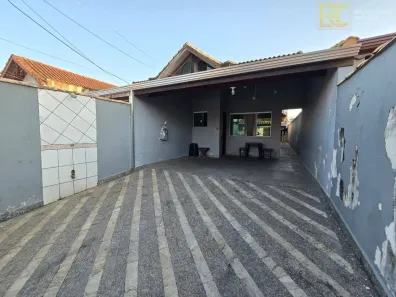 Casa com 3 Quartos à venda, 101m² no Centro, Peruíbe