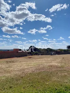 Lote/Terreno à venda, 1559m² no Loteamento São Pedro, Jaguariúna