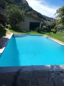 Casa com 3 Quartos à venda, 200m² no Quissama, Petrópolis