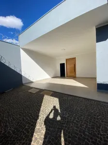 Casa com 3 Quartos à venda, 180m² no Novo Mundo, Uberlândia