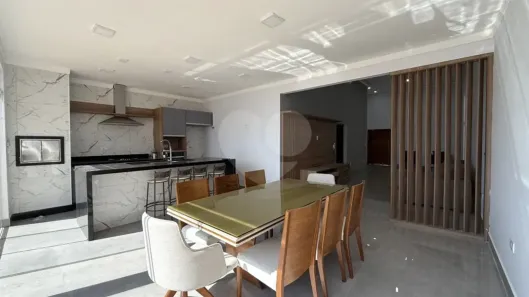 Casa de Condomínio com 3 Quartos para alugar, 180m² no Ondas, Piracicaba