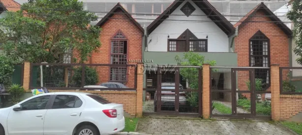 Sobrado com 3 Quartos à venda, 141m² no Praia Brava de Itajaí, Itajaí