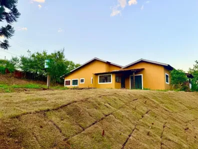 Casa de Condomínio com 3 Quartos à venda, 200m² no Área Rural, Ibiporã