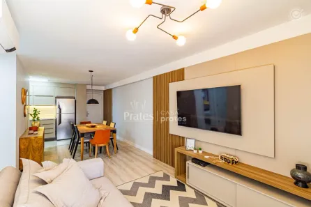 Apartamento com 2 Quartos para alugar, 76m² no Centro, Curitiba