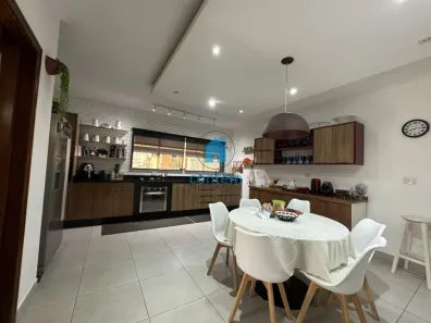 Casa com 4 Quartos à venda, 230m² no City Bussocaba, Osasco