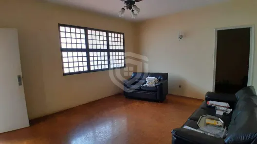 Casa com 5 Quartos à venda, 259m² no Vila Silva Pinto, Bauru
