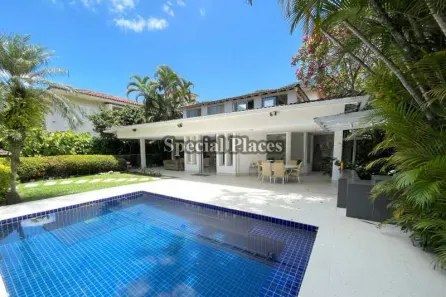 Casa de Condomínio com 4 Quartos à venda, 550m² no Itanhangá, Rio de Janeiro