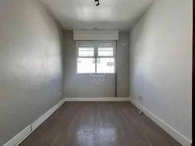 Apartamento com 2 Quartos para alugar, 48m² no Camaquã, Porto Alegre