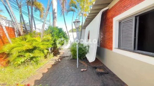 Casa com 4 Quartos para alugar, 180m² no Tabajaras, Uberlândia