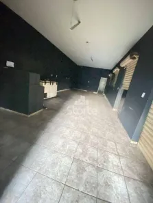 Ponto Comercial para alugar, 242m² no Jardim Brasília, Uberlândia