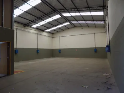 Galpão/Depósito/Armazém para alugar, 250m² no Água Branca, Piracicaba