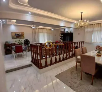 Casa com 6 Quartos à venda, 269m² no Embaré, Santos