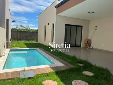 Casa de Condomínio com 3 Quartos à venda, 200m² no Secção A, Holambra