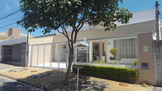 Casa com 3 Quartos à venda, 220m² no Vila Nogueira, Campinas