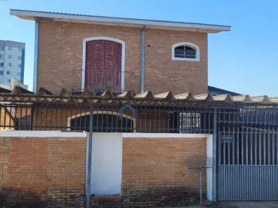 Sobrado com 3 Quartos à venda, 140m² no Monte Castelo, São José dos Campos