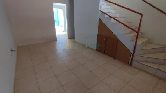 Casa com 2 Quartos para alugar, 70m² no Setor de Chácaras Anhangüera A, Valparaíso de Goiás