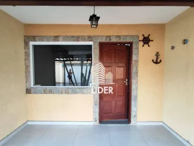 Casa de Condomínio com 2 Quartos à venda, 56m² no Palmeiras, Cabo Frio