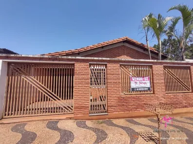 Casa com 3 Quartos à venda, 175m² no Centro, Leme
