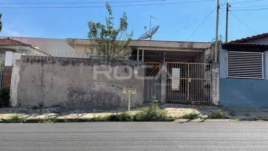 Casa com 2 Quartos à venda, 130m² no Vila Carmem, São Carlos
