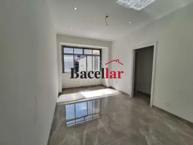 Apartamento com 2 Quartos à venda, 60m² no Tijuca, Rio de Janeiro