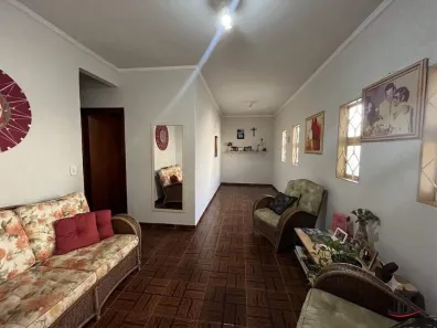 Casa com 3 Quartos à venda, 150m² no Conjunto Manoel Mendes, Uberaba