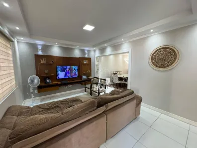 Casa com 4 Quartos à venda, 228m² no Jardim Serra Dourada, Mogi Guaçu