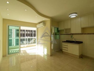 Apartamento com 2 Quartos à venda, 65m² no Centro, Campinas