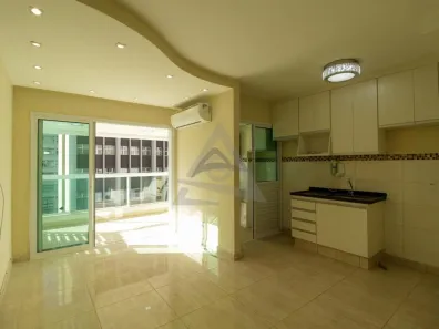 Apartamento com 2 Quartos à venda, 65m² no Centro, Campinas