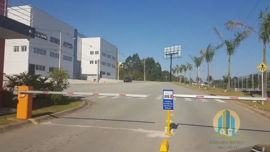 Galpão/Depósito/Armazém para alugar, 1000m² no Vila São Francisco, Cotia