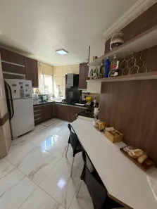 Casa de Condomínio com 4 Quartos para alugar, 220m² no Flores, Manaus