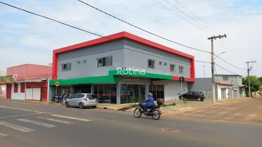 Sala Comercial para alugar, 30m² no Conjunto Alvorada, Uberlândia