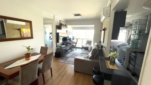 Apartamento com 2 Quartos à venda, 62m² no Vila Ipiranga, Porto Alegre