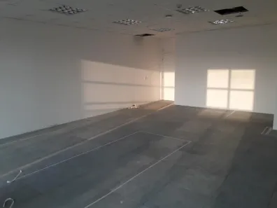 Sala Comercial para venda ou aluguel, 69m² no Vila Cordeiro, São Paulo