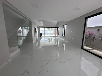Casa de Condomínio com 4 Quartos à venda, 376m² no Chapada, Manaus