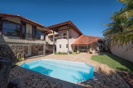Casa com 3 Quartos à venda, 400m² no Camboinhas, Niterói