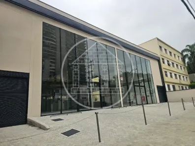 Prédio Comercial para alugar, 1865m² no Santo Amaro, São Paulo