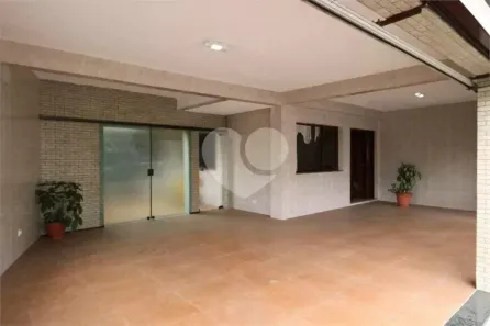 Sobrado com 3 Quartos à venda, 350m² no Vila Carrão, São Paulo