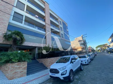 Apartamento com 2 Quartos à venda, 70m² no Centro, Bombinhas