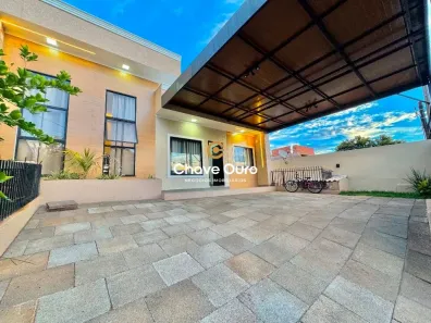 Casa com 3 Quartos à venda, 153m² no Alto Alegre, Cascavel