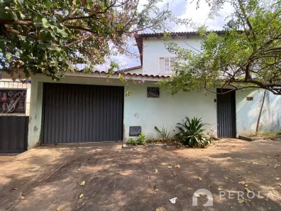 Sobrado com 4 Quartos à venda, 286m² no Setor dos Funcionários, Goiânia