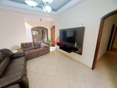Casa com 3 Quartos à venda, 250m² no Jardim do Vale, Jacareí